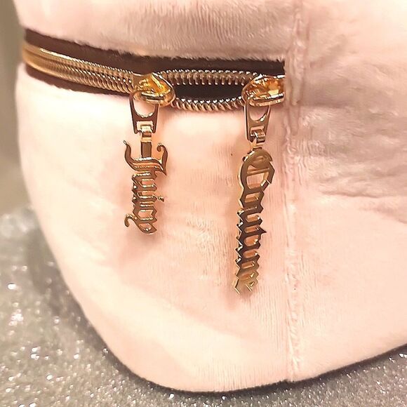 Juicy Couture Heritage Velour Cosmetic Case - Picture 5 of 8